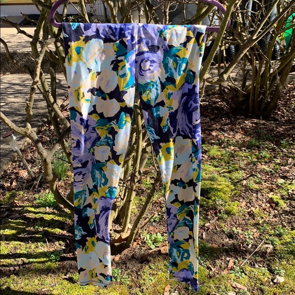 Aerie Printed Medium Leggings (Never Been Worn)